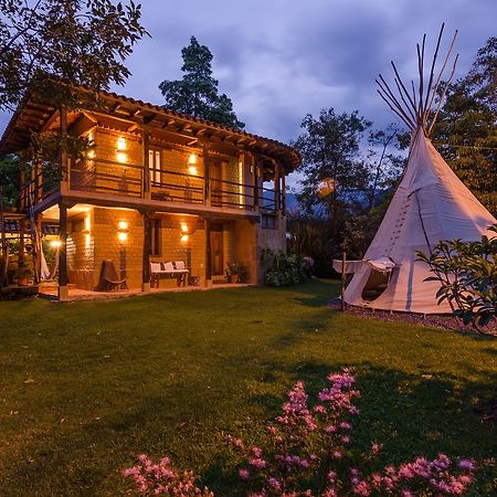 Hostal Casa Del Arte Robles ภายนอก รูปภาพ