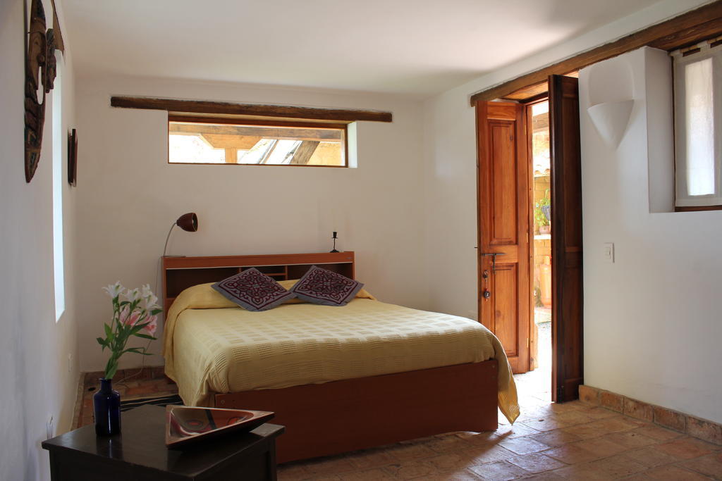 Hostal Casa Del Arte Robles ห้อง รูปภาพ