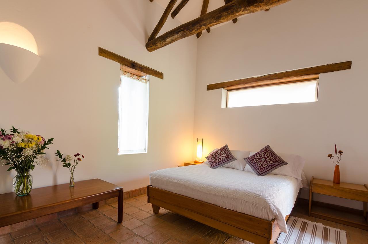 Hostal Casa Del Arte Robles ภายนอก รูปภาพ