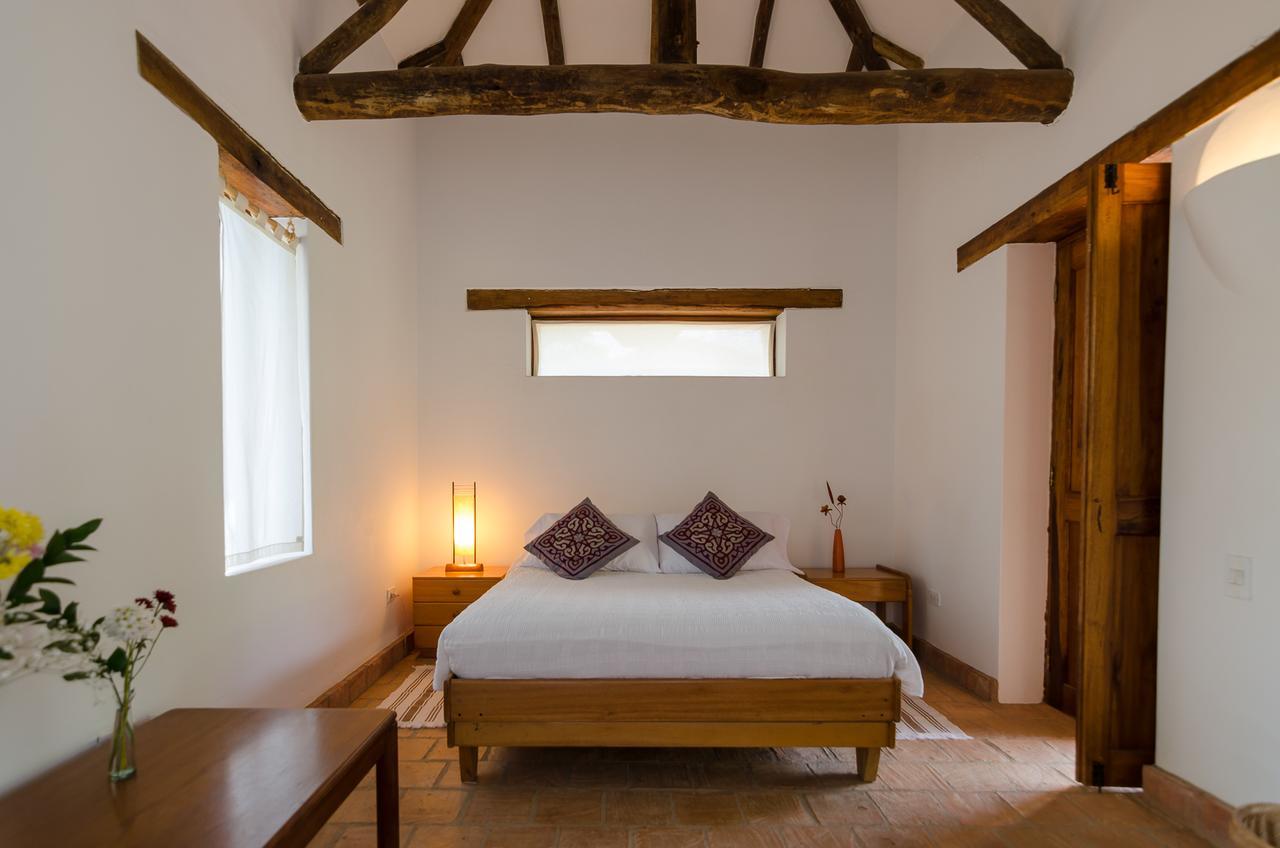 Hostal Casa Del Arte Robles ภายนอก รูปภาพ